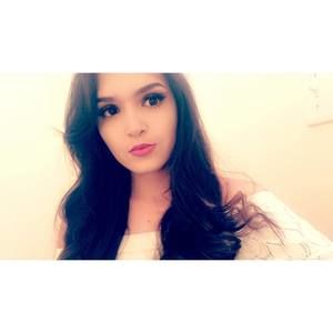 Meet your Posher, Crystal